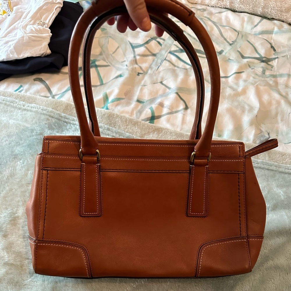 Brown and Gold leather Coach bag - Picture 3 of 4